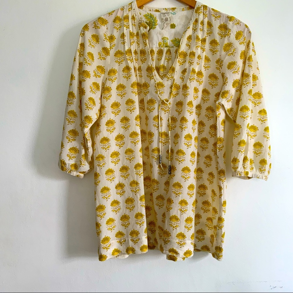 Pink Chicken top. Women’s size small.